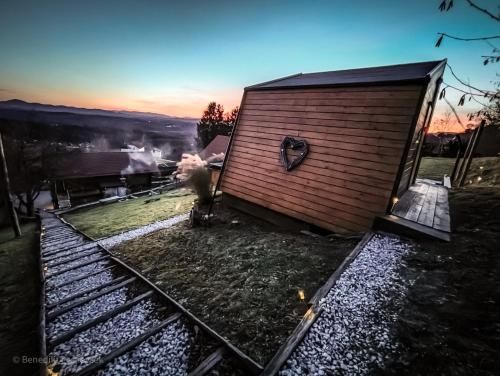 Outdoor Pictures 24