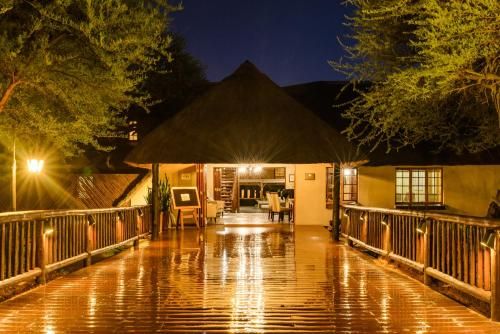 Mongena Private Game Lodge
