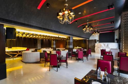 Udman By Ferns N Petals, Chattarpur