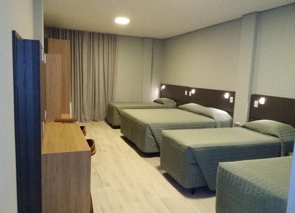Sky Palace Hotel