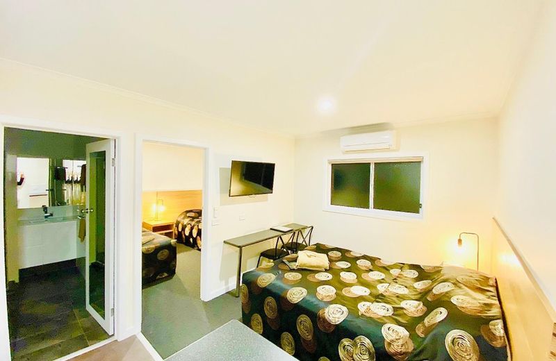 Auto Lodge Motor Inn
