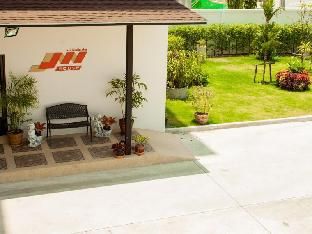 Outdoor Pictures 9