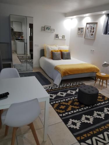 studio proche Paris et la défense 10min - non-fumeur