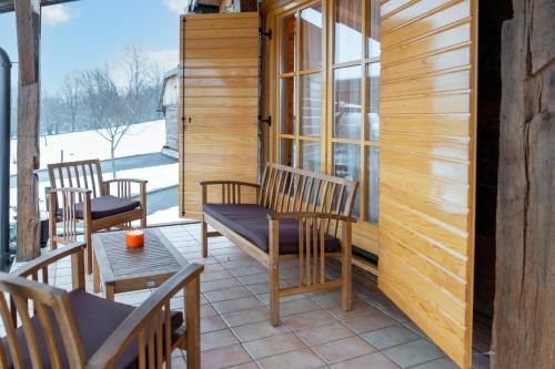 Outdoor Pictures 24
