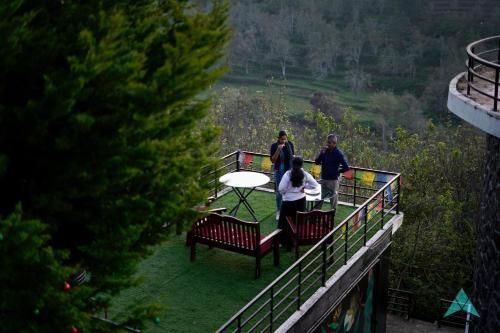 Outdoor Pictures 1