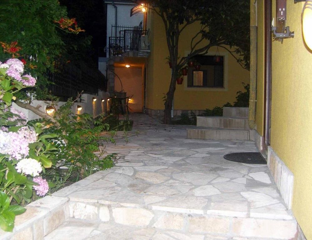 Outdoor Pictures 1