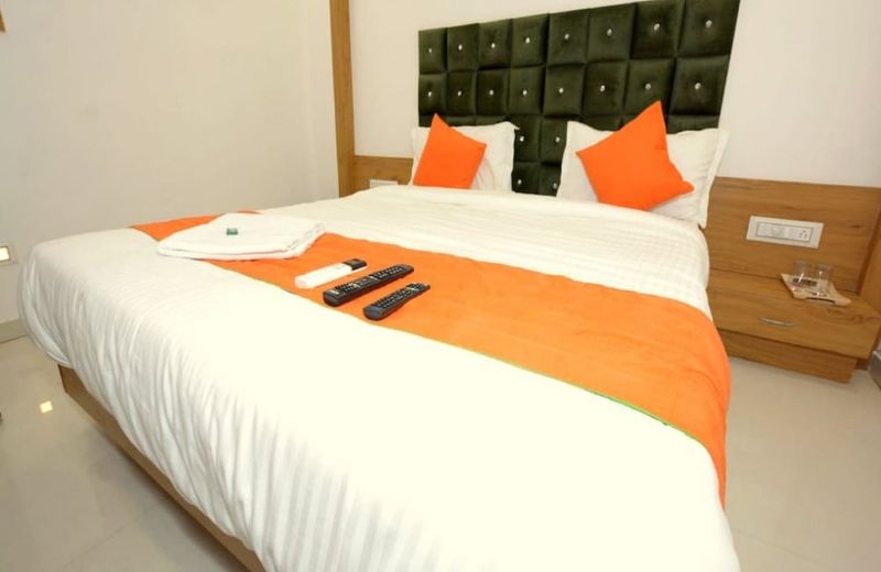 Hotel Green Leaf