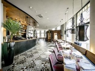 Hotel Image 1