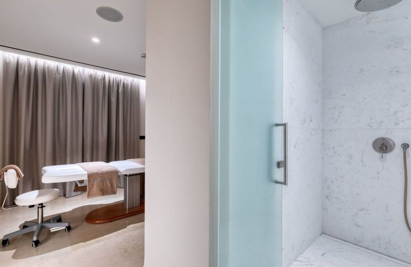 Vathi Cove Luxury Resort & Spa