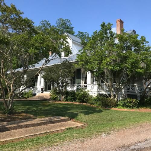 Canemount Plantation Inn