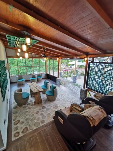Village Hideaways & Spas