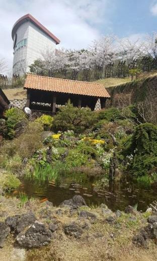 Namhae Seokbujak Jeongwon Pension