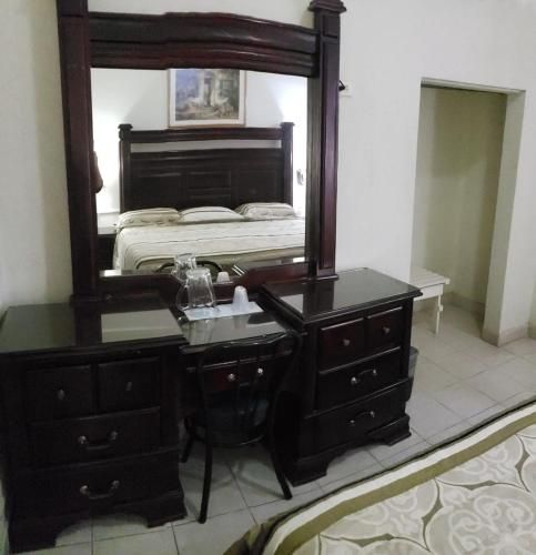 HOTEL BAEZA