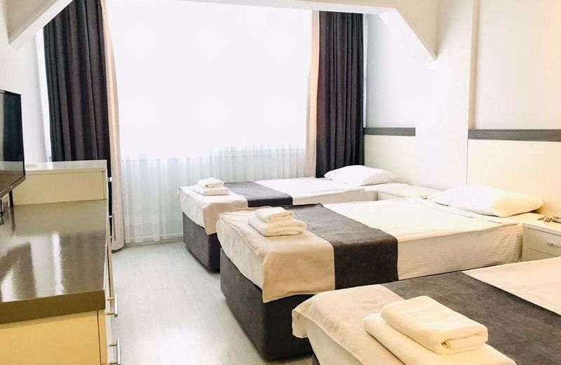ROXX ROYAL HOTEL