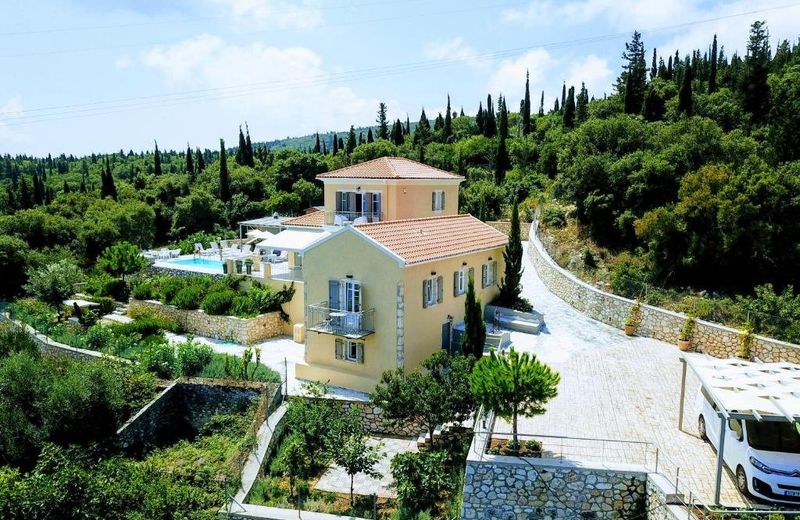 Villa Andromahi