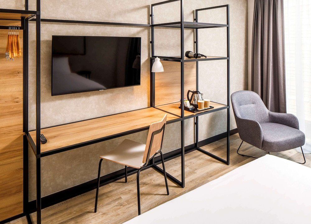 ibis Nova Serrana