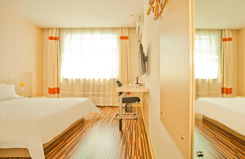 Goldmet Inn Taiyuan Yingbin Station