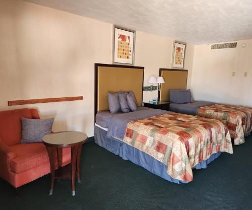 Knights Inn - Oakley, KS