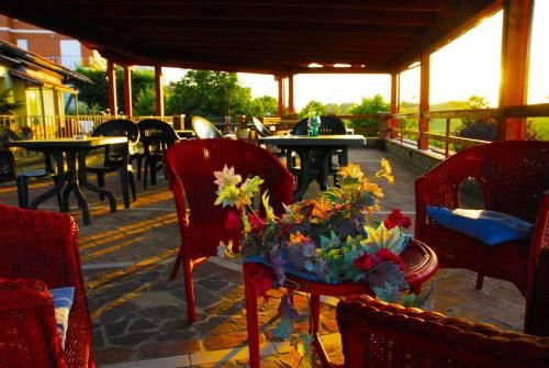 Outdoor Pictures 21