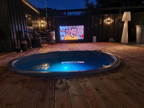 Outdoor Pictures 5