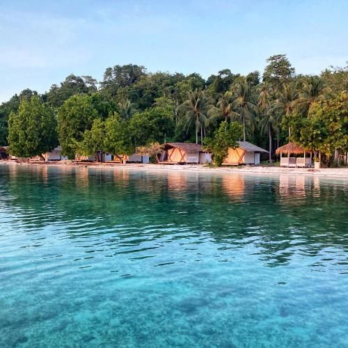 Reconnect - Private Island Resort - Buka Buka Island