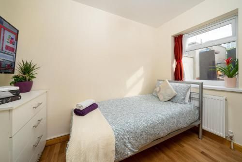 Single Room G1 (Sandycroft Guest House)