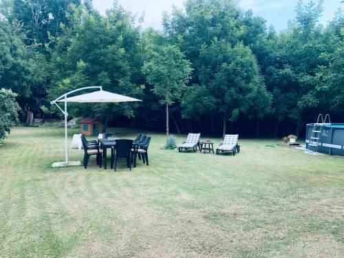 LA TANA guest house