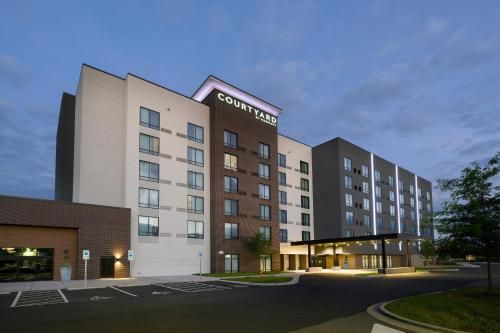 Courtyard by Marriott Charlotte Waverly