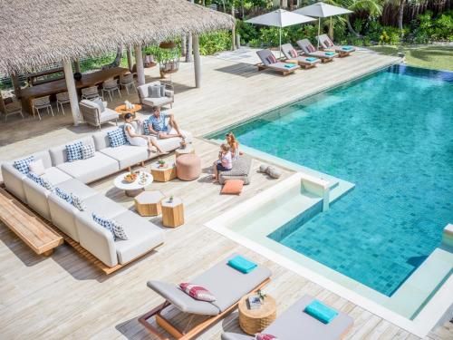 Intercontinental Maldives Maamunagau Resort with Club benefits - IHG Hotel