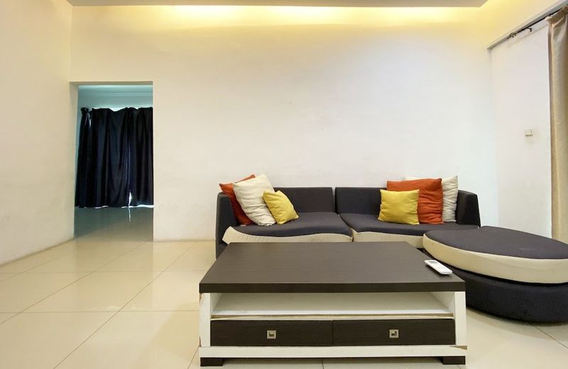 OYO HOME 90292 Taman Kota Homestay Keningau