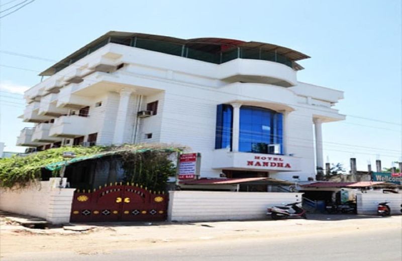 Hotel Nandha