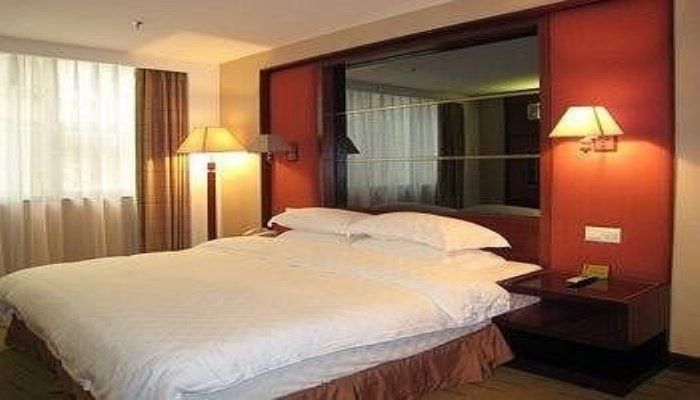 Vienna International Hotel (Nanning East Railway Station)