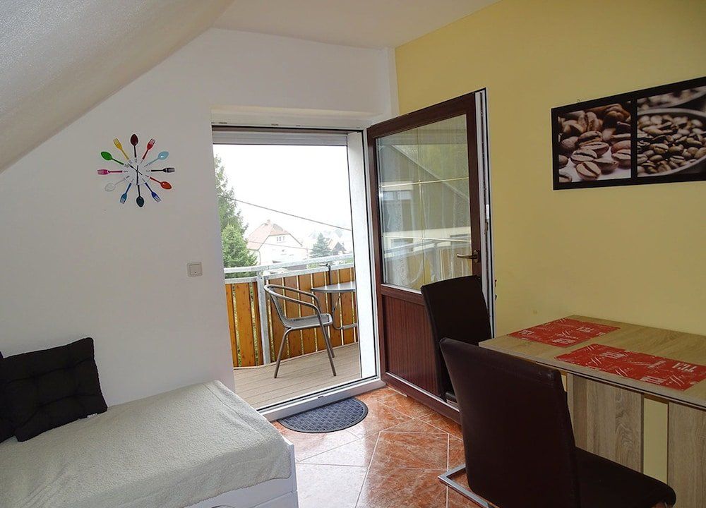 Gästezimmer & Ferienwohnung Berge