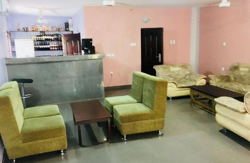 Cossy Hotel & Suite