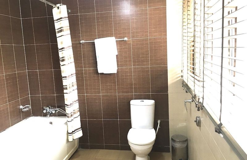 Chesterfield Hotel & Suites