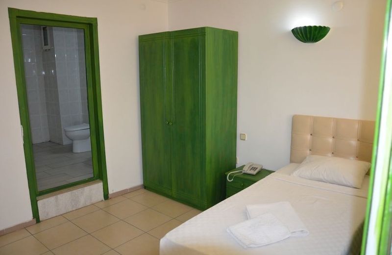 Lavinia Otel