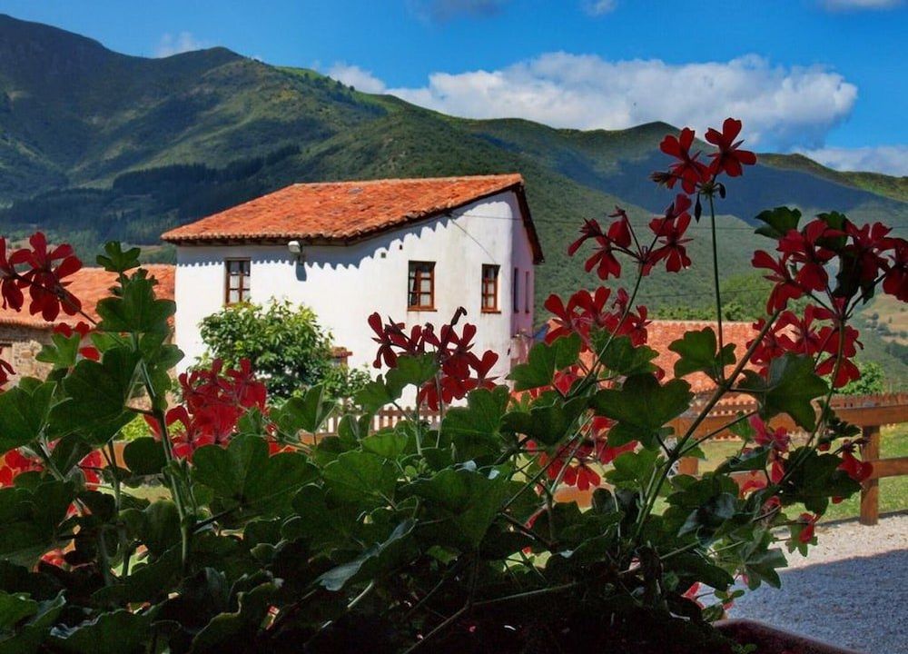 Viviendas rurales Los Llares