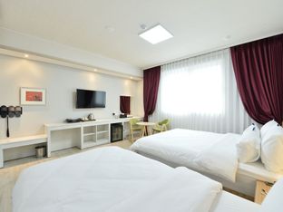 Hotel Image 2