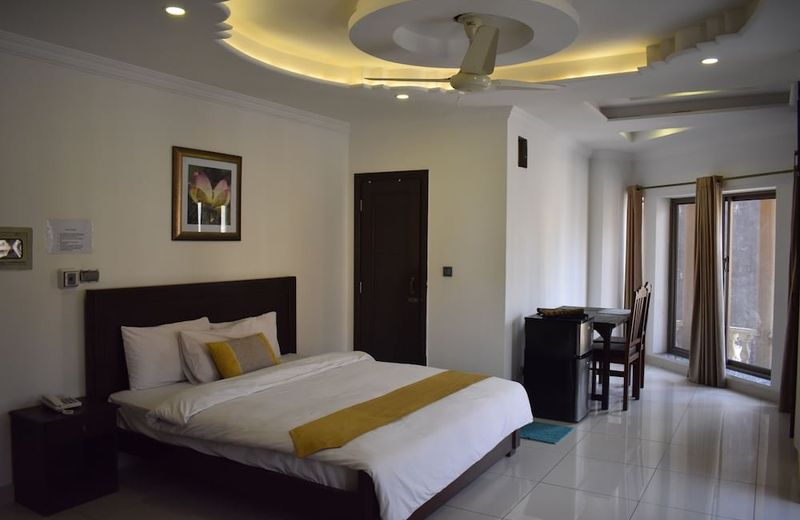 Anarkali Hotel & Restaurant