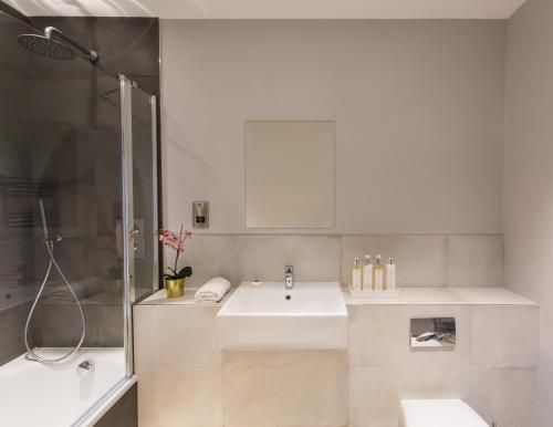Farnborough Boutique Apartments By Flying Butler