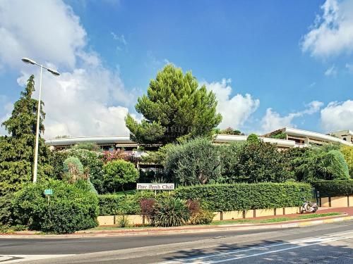 Studio parking fibre piscine Clim