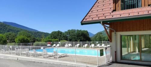Le Cosy du Birdie - studio 4 personnes avec piscine au Golf de Giez