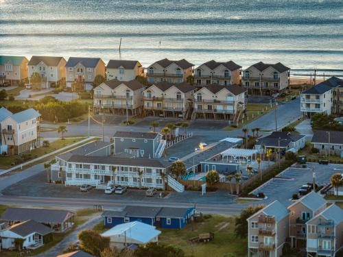 Loggerhead Inn and Suites by Carolina Retreats