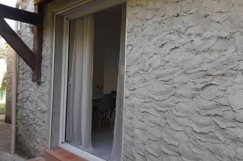 Guest house calme avec accès jardin et piscine