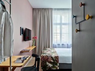 Hotel Image 2