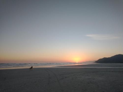 Sobrado Praia Boraceia Litoral Norte SP 3 quadras da praia Casa 1