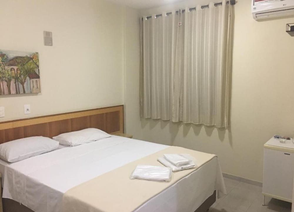 Vind's Plaza Hotel