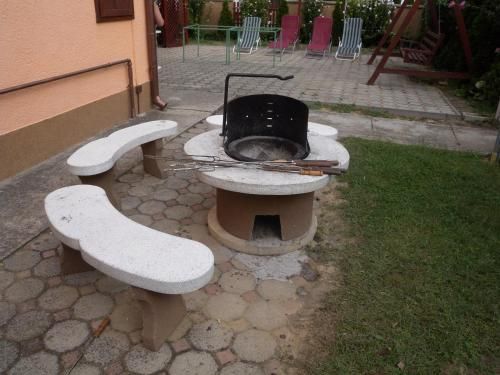 Outdoor Pictures 13