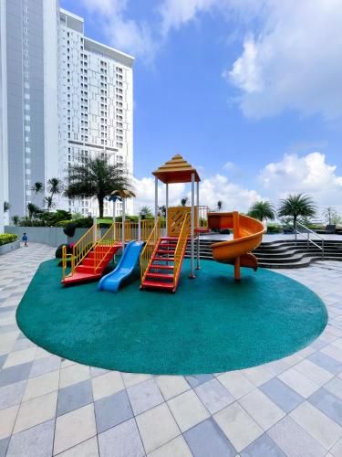 Outdoor Pictures 24