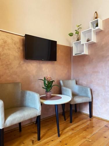 S&I rooms